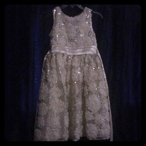Girls size 12 formal dress